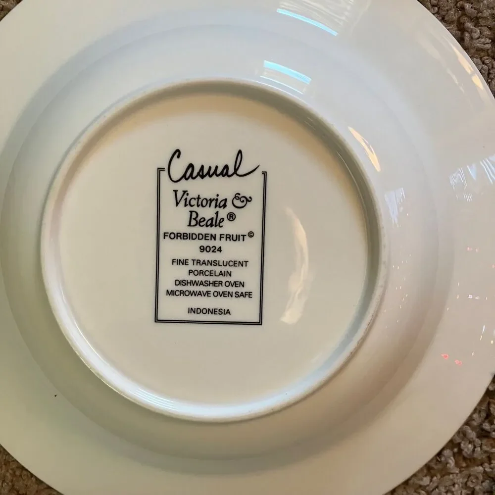 Set of 4 Victoria & Beale Forbidden Fruit Rimmed Soup Bowls 9024